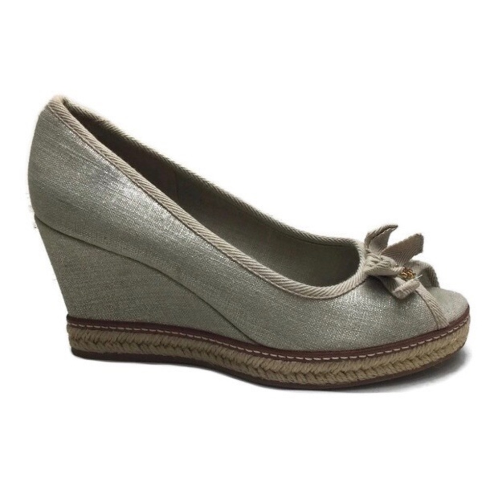 Tory Burch Jackie Like New Linen Silver Shimmer Peep Toe Wedge Heels Size 8.5